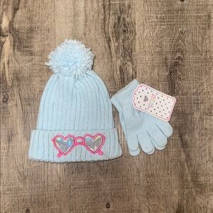 Adorable Light Blue Heart Mittens Set